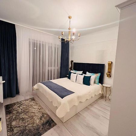Apartament Larysse オラデア エクステリア 写真