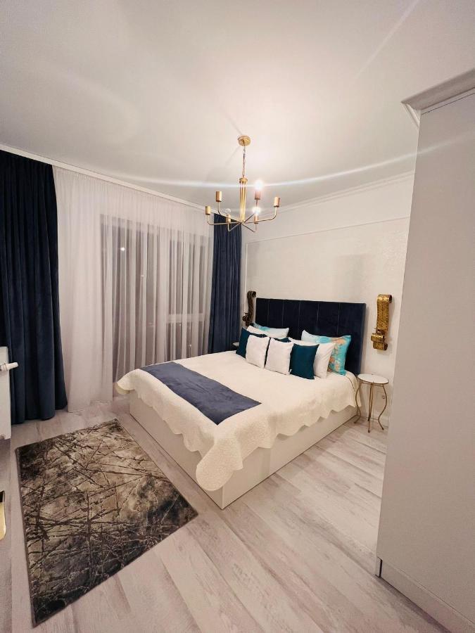 Apartament Larysse オラデア エクステリア 写真