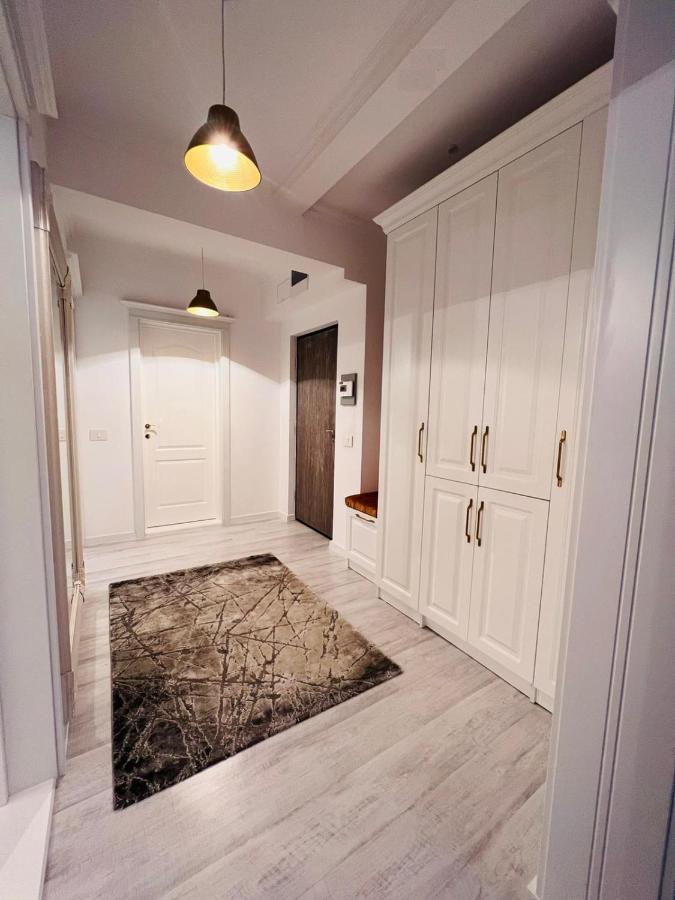 Apartament Larysse オラデア エクステリア 写真